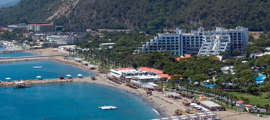 <span class="anahtar">RIXOS Kemer Hotel <br /></span>Kemer / ANTALYA / 2004 / 25000 m2  